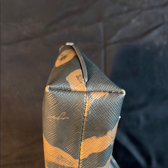 L.A.M.B pouch - Picture 3 of 6